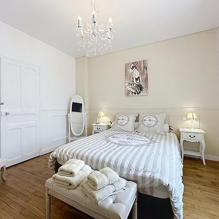 Charmante Maison 2 Chambres Avec Cour Et Jardin Sainte-Savine Экстерьер фото